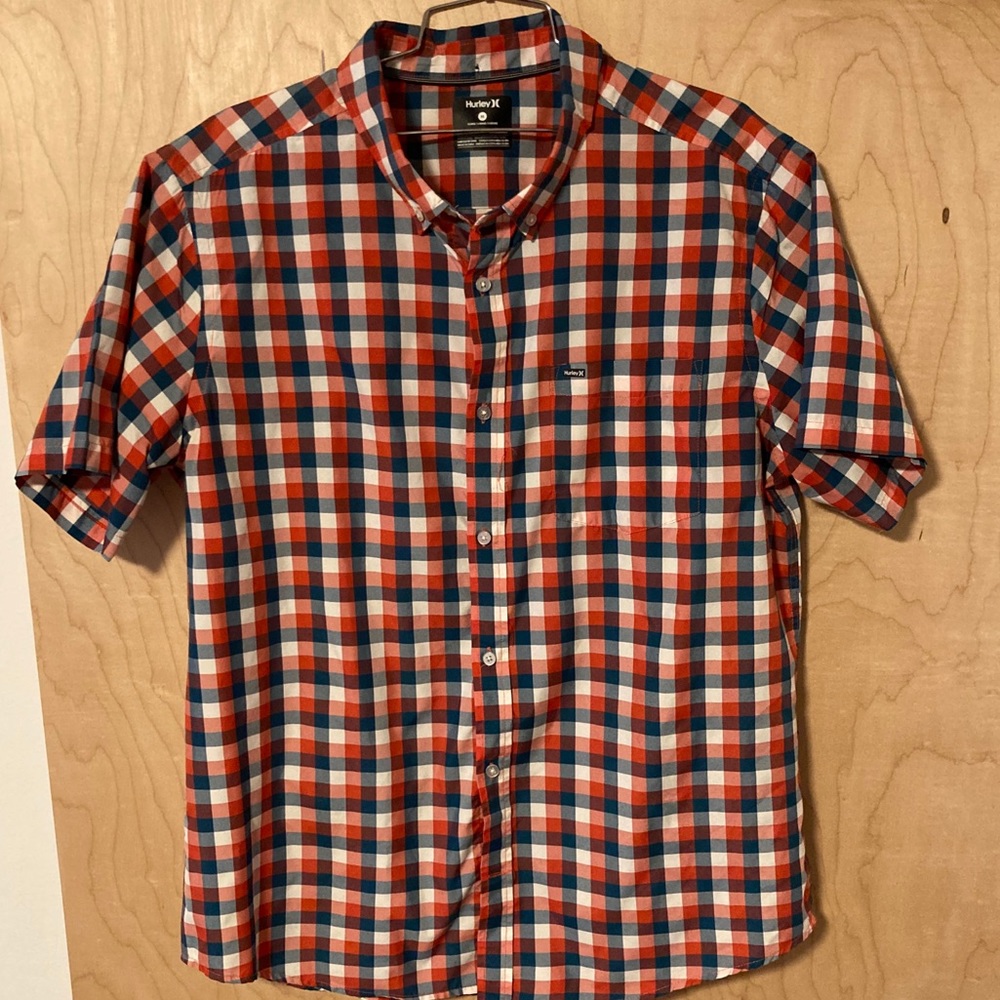 Hurley Nike Drifit short sleeve plaid shirt